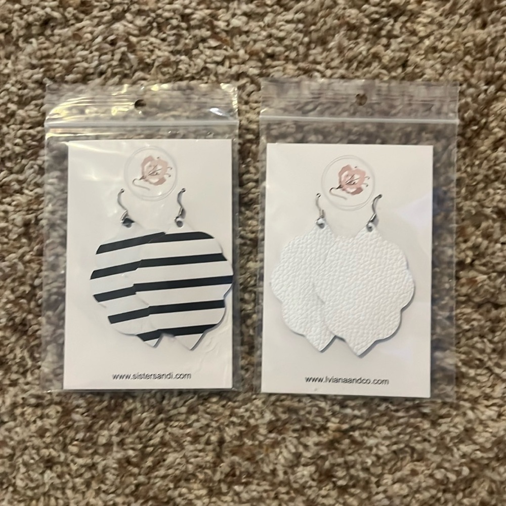 Set of 2 New in Packaging leather earrings